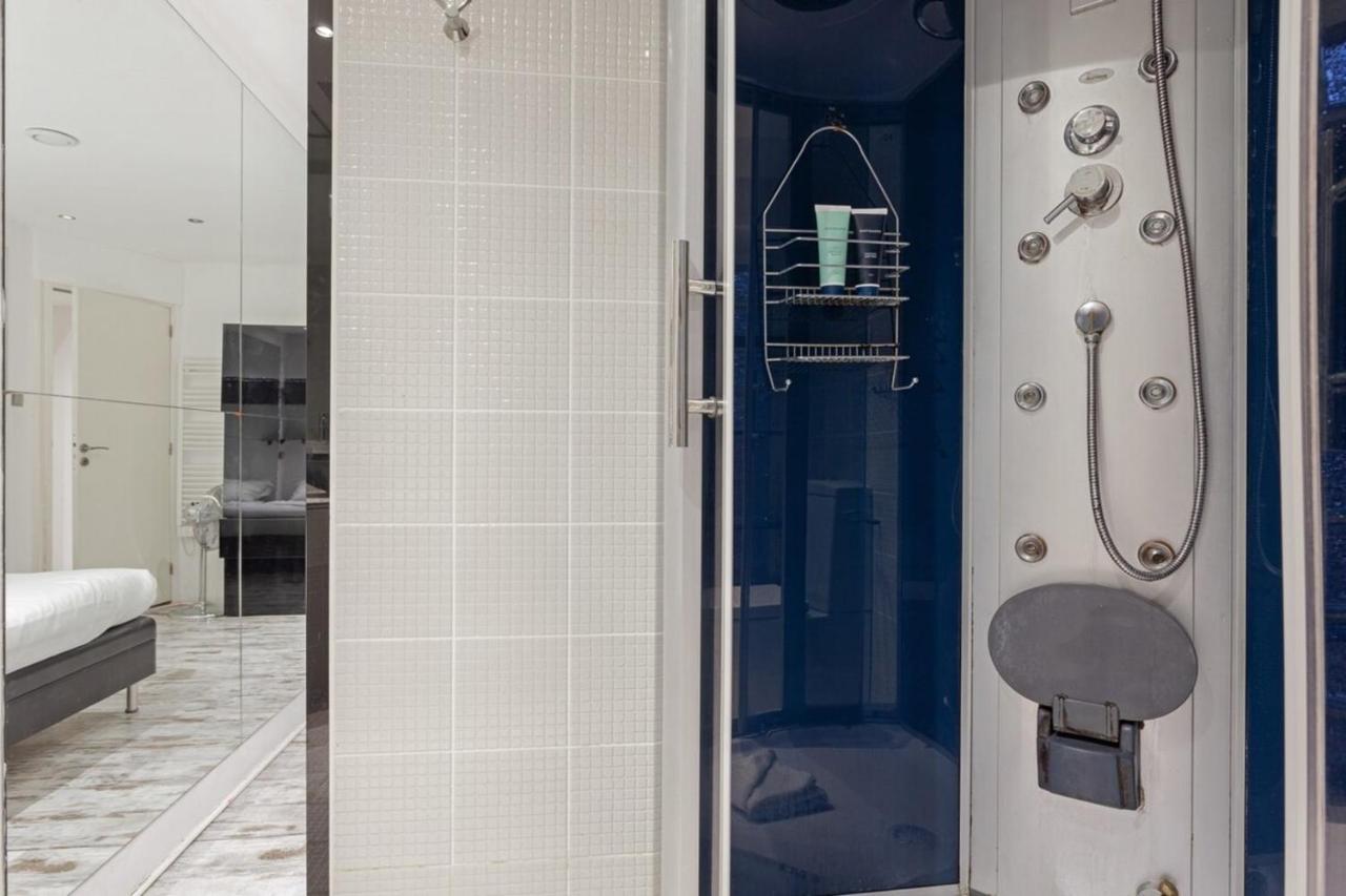 Appartamento Bright 2 Bedroom In Parigi
